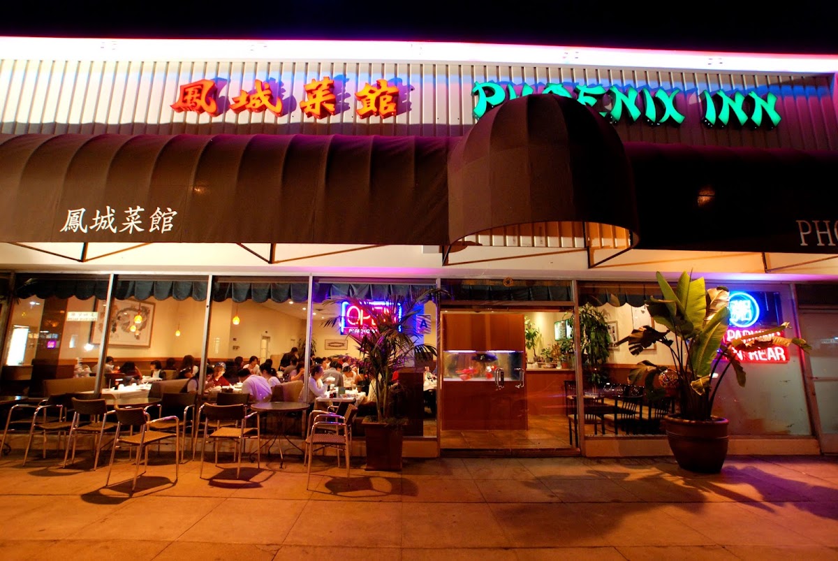 Phoenix Inn