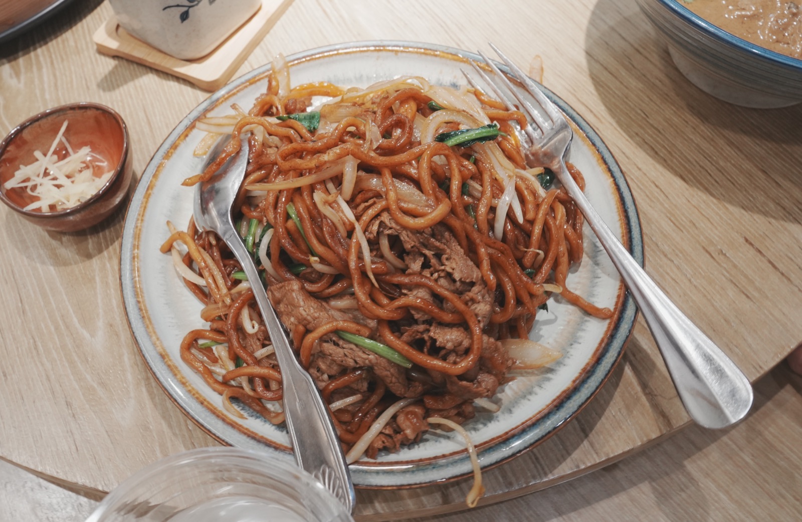 Stir-Fried Noodles with Angus Beef Brisket at Good Alley