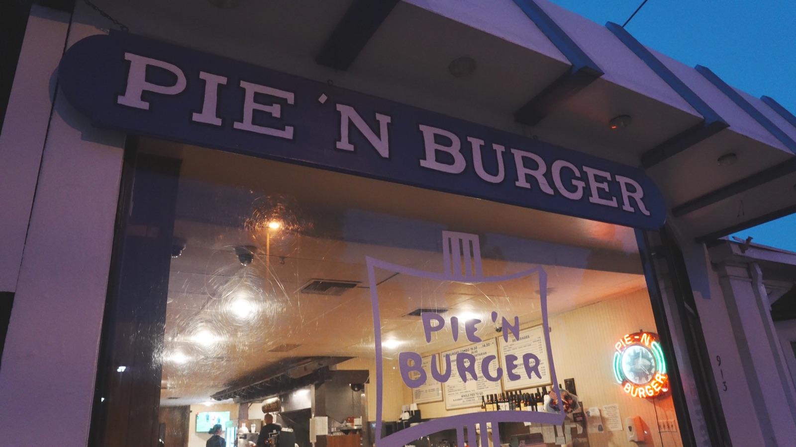 Pie 'n Burger